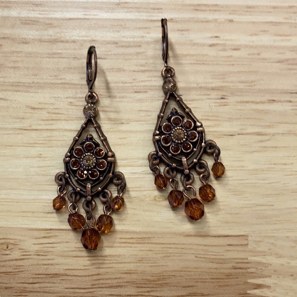 Sparkly floral earrings 🎉🎉Host Pick!!! 🎉🎉